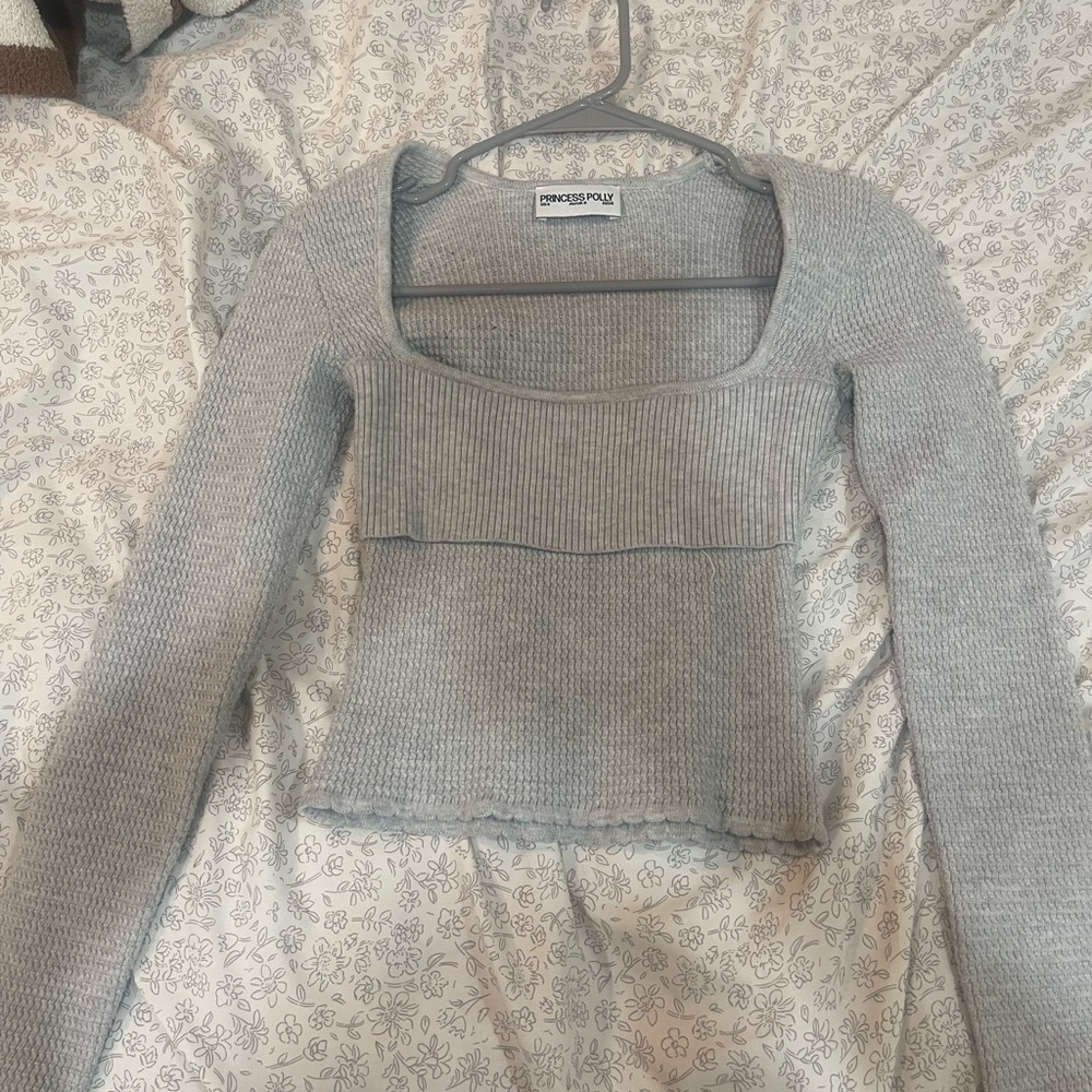 Princess Polly Gray top